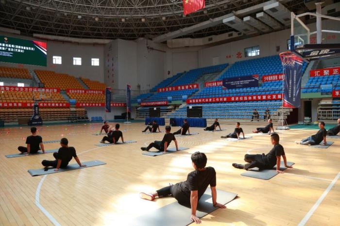 山西代县繁峙启动儿童青少年体能训练师公益培