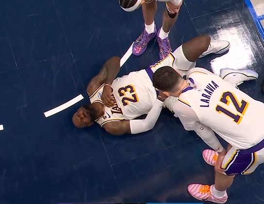 41岁詹姆斯对阵19岁弗拉格 22岁差距下的胜负对决