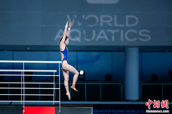 陈芋汐全红婵女子单人10米台包揽金银牌