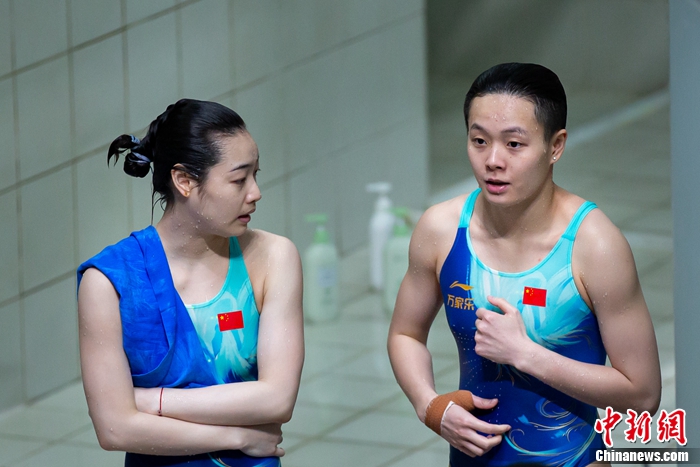 陈芋汐全红婵女子单人10米台包揽金银牌